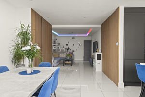 Photo 25- click for photo gallery